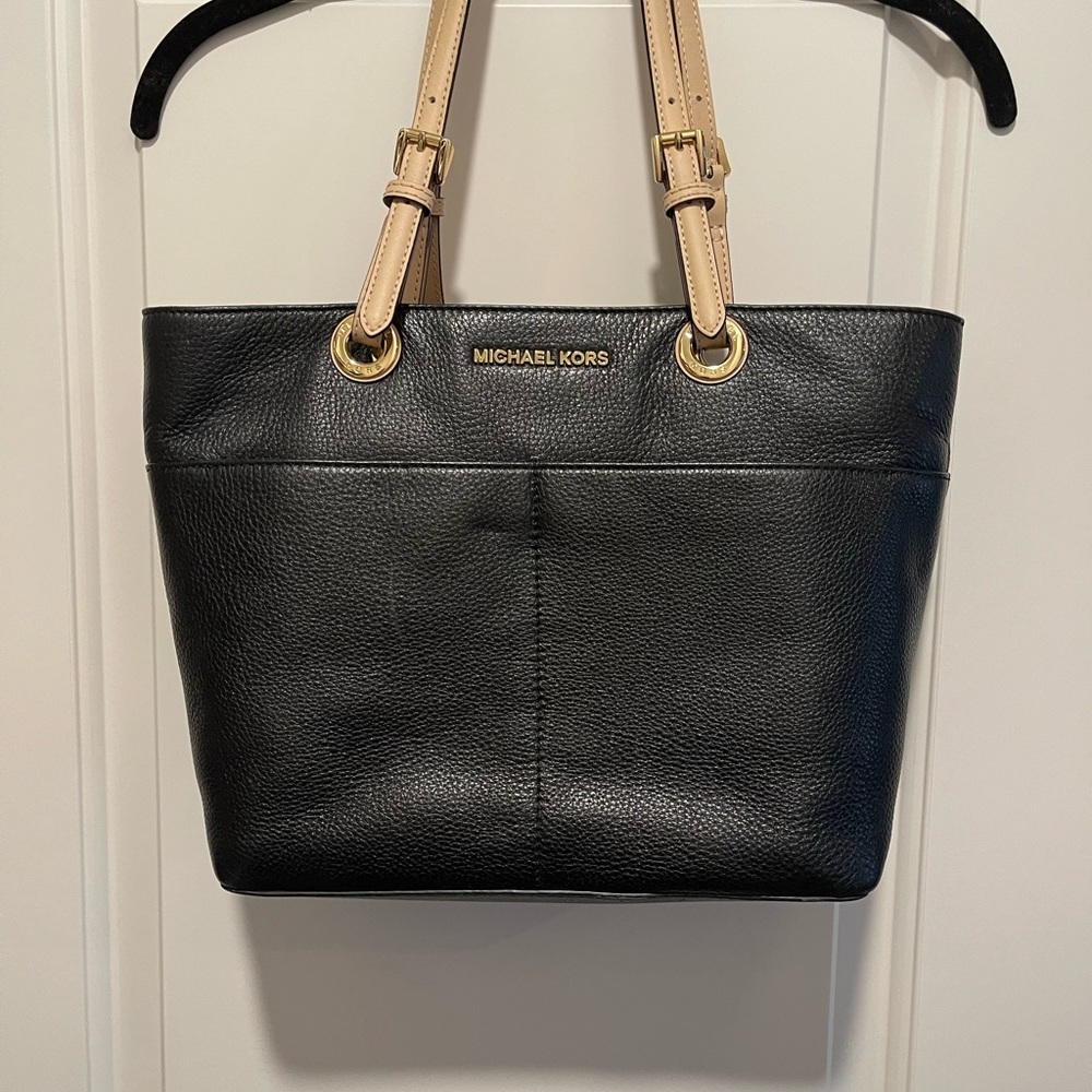 Michael kors black tote with beige handles
